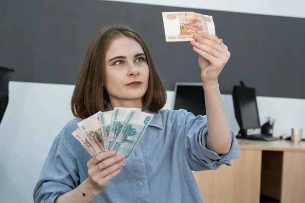 Средняя зарплата в Чувашии составила свыше 72 тысяч рублей