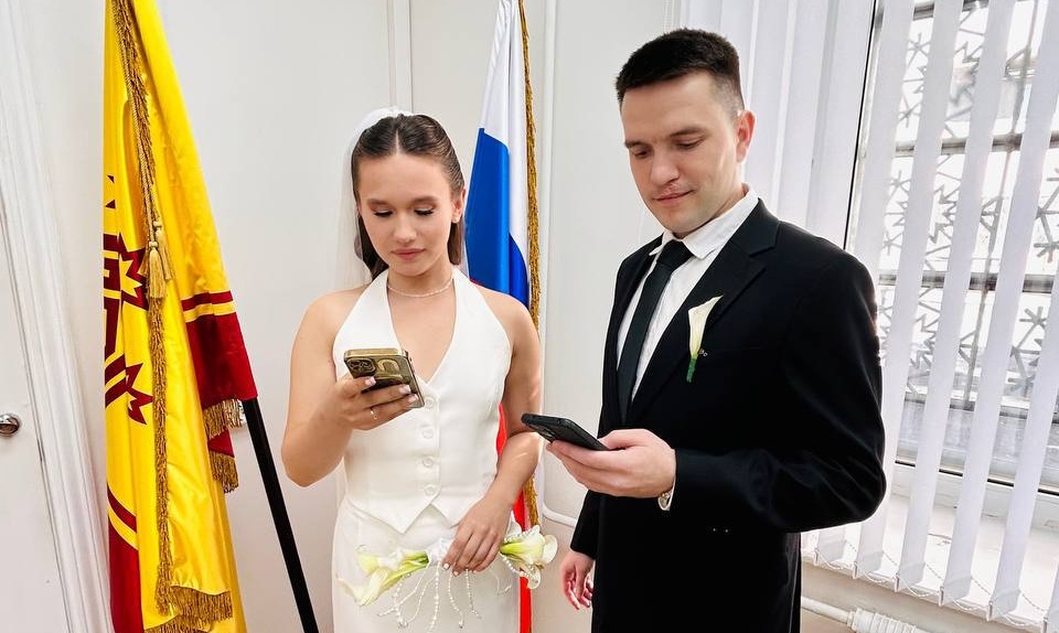 Молодожёны из Чебоксар приняли участие в выборах