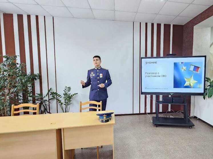 Участник программы «Время СВОих» Владислав Сергеев встретился со студентами