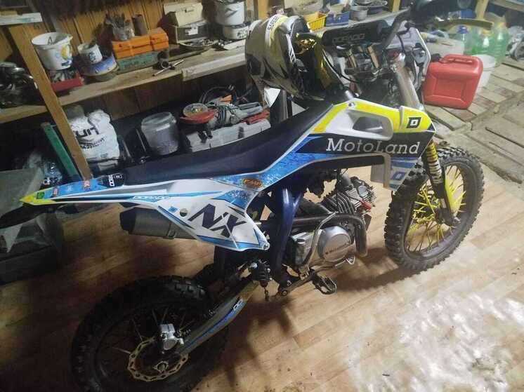 В Канашском округе подростки на питбайке попали в ДТП