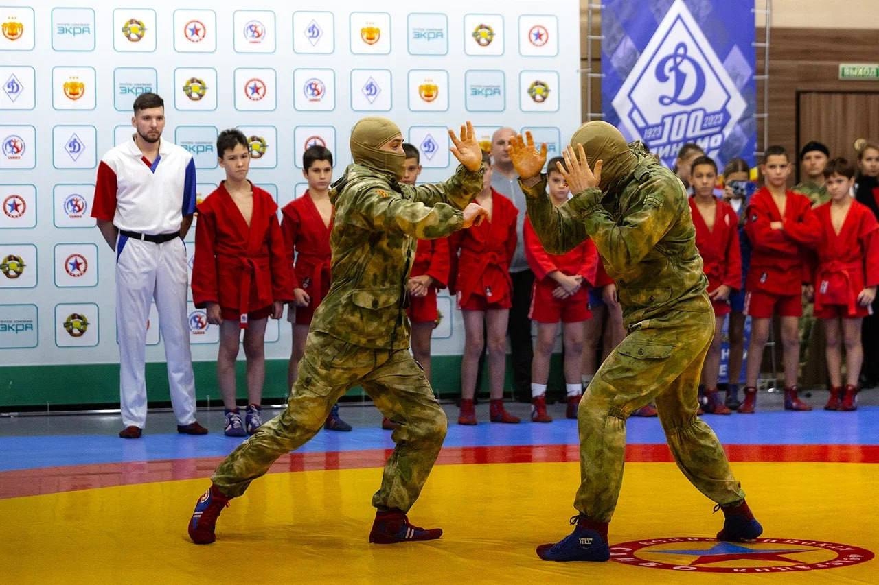 В Чебоксарах юные самбисты поборются за награды Всероссийского турнира