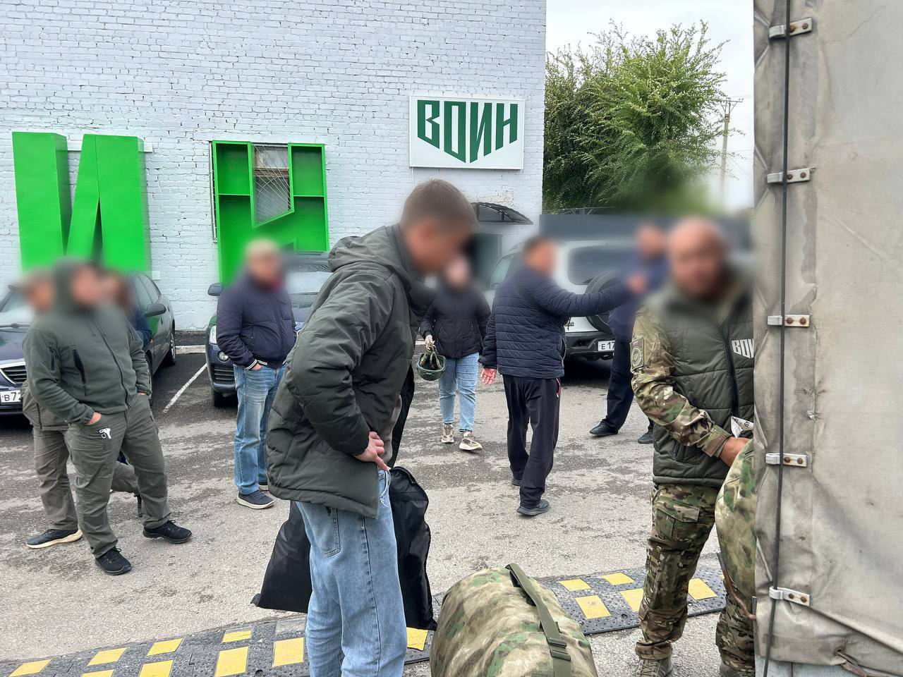 Третья группа инструкторов из шести филиалов Центра «ВОИН» отправилась на СВО