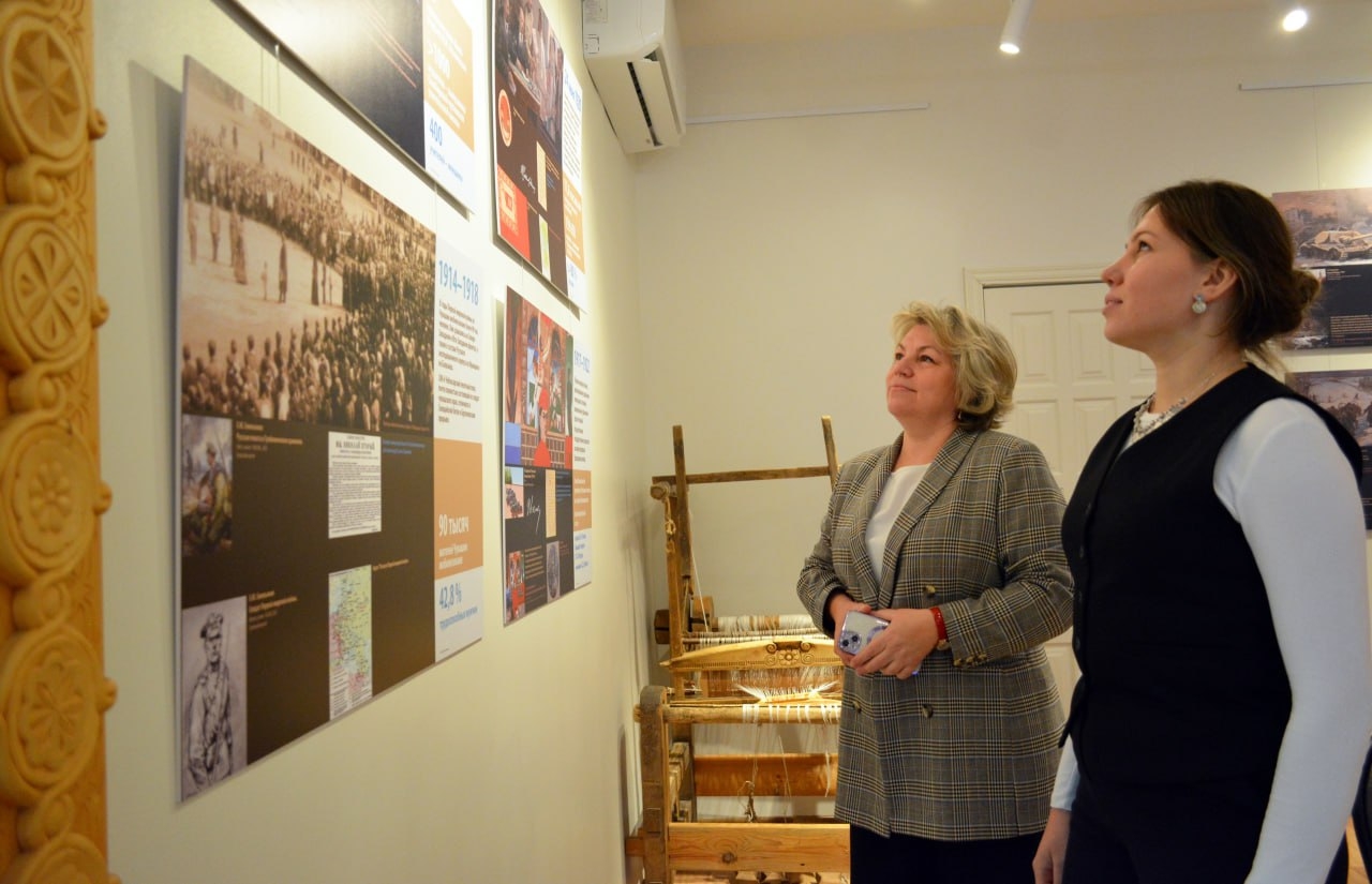 Проект «Изучая историю Отечества» завершился успешной выставкой