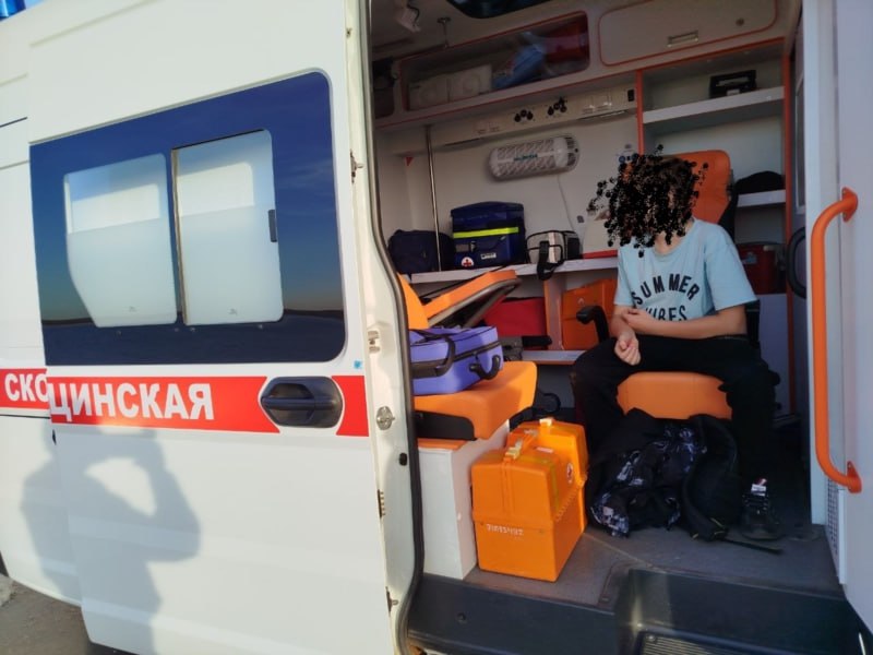 В Новочебоксарске помогли подростку, травмированному рыболовным крючком