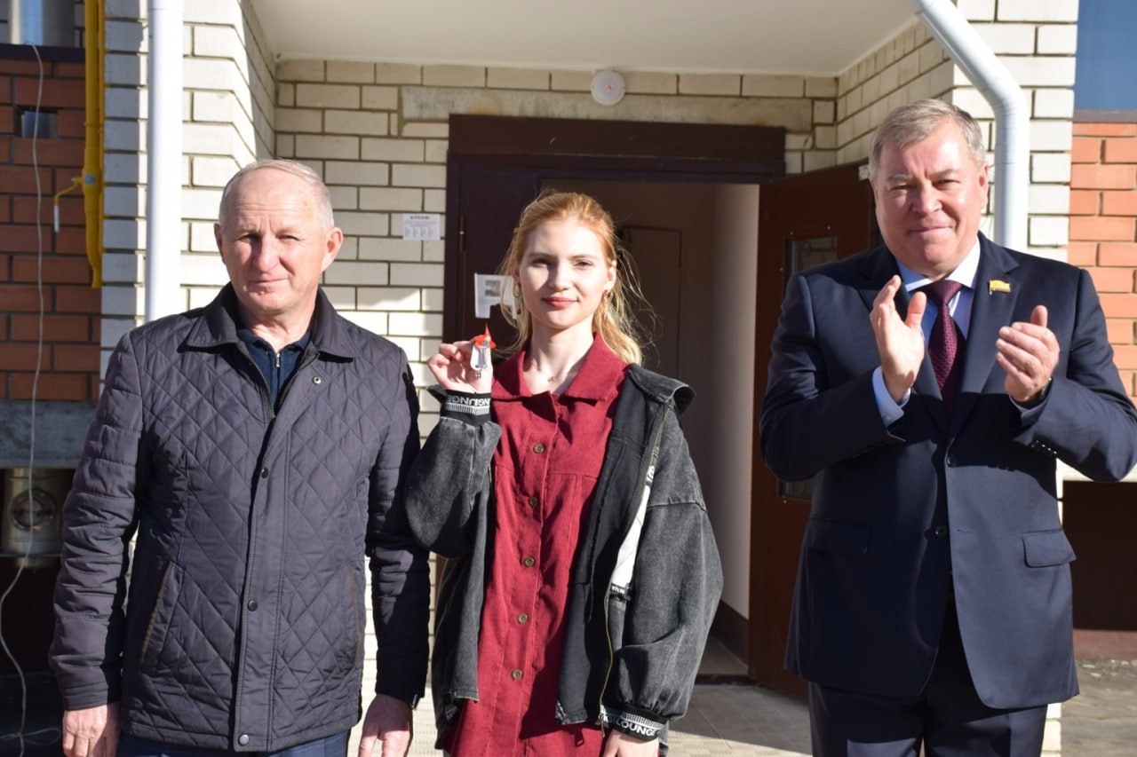 В Чувашской Республике детей-сирот обеспечивают жильём