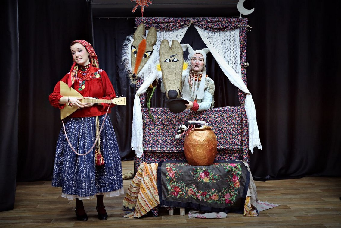 В Чебоксарах прошли гастроли петербургского театра «НоС»