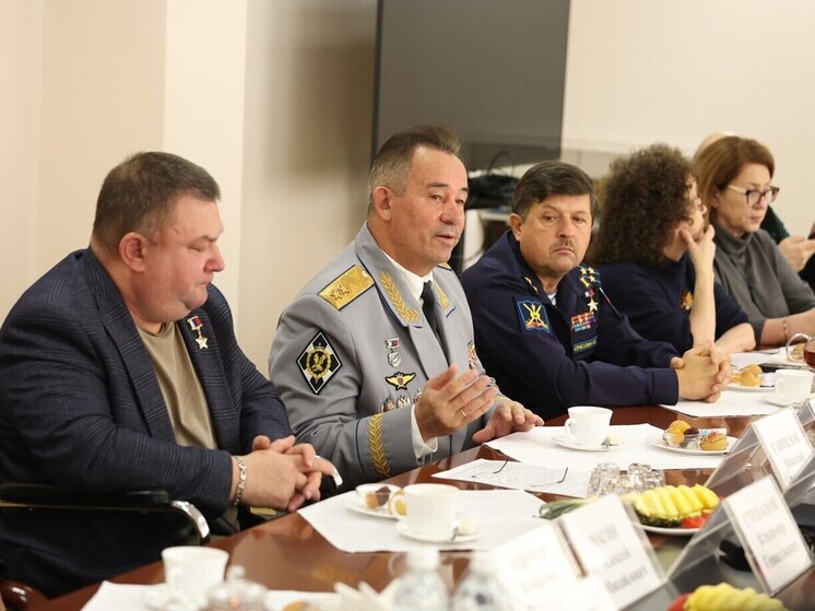 Герои России проводят «Вахту Героев Отечества» в Чувашии