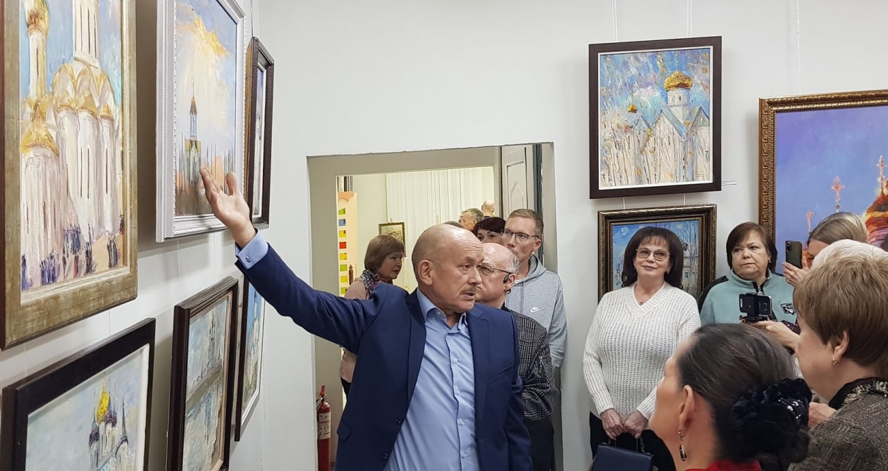 В Чебоксарах открылись две выставки Станислава Воронова: «Русь православная» и «Впечатления»