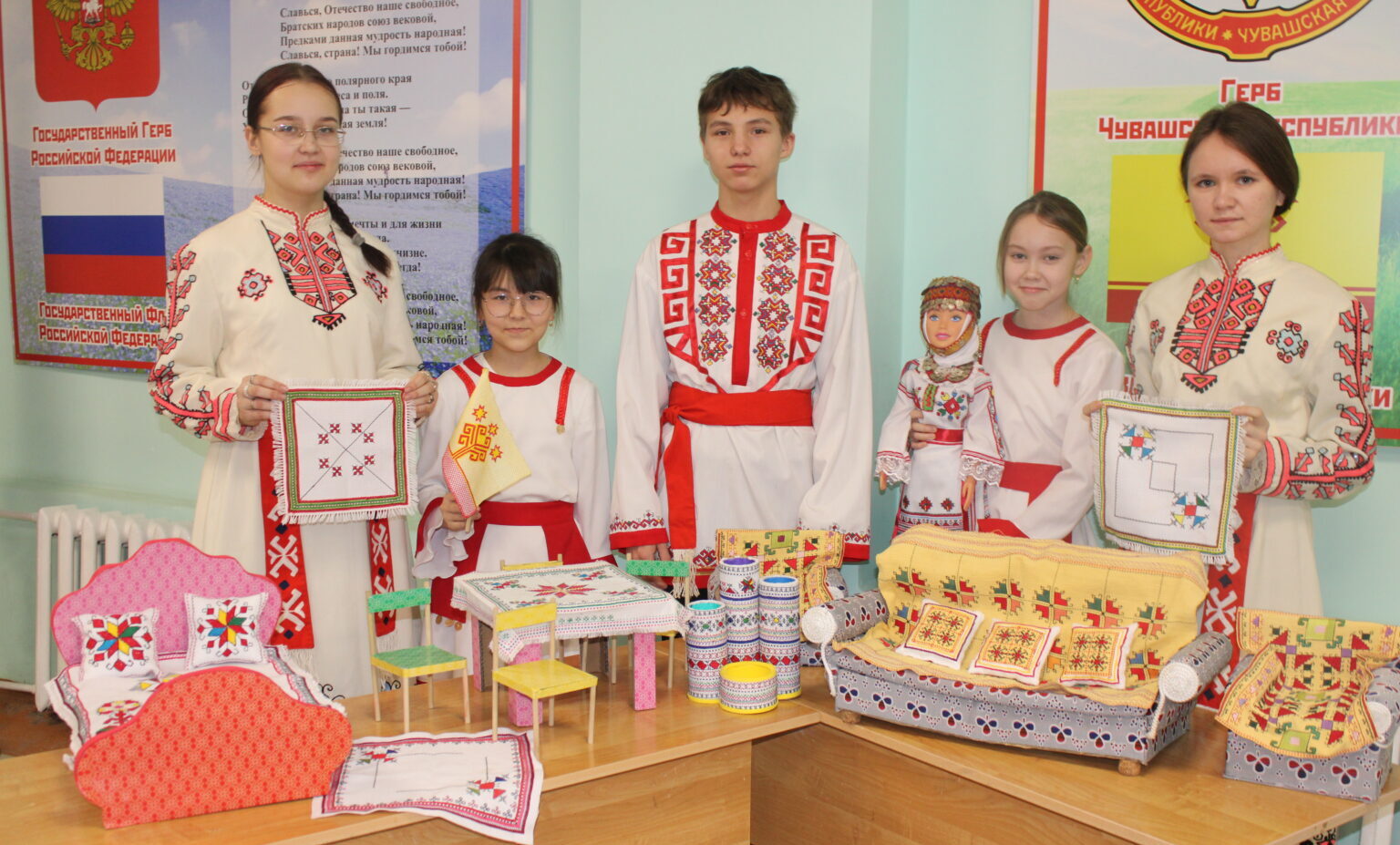 Словно разговаривая с прошлым…