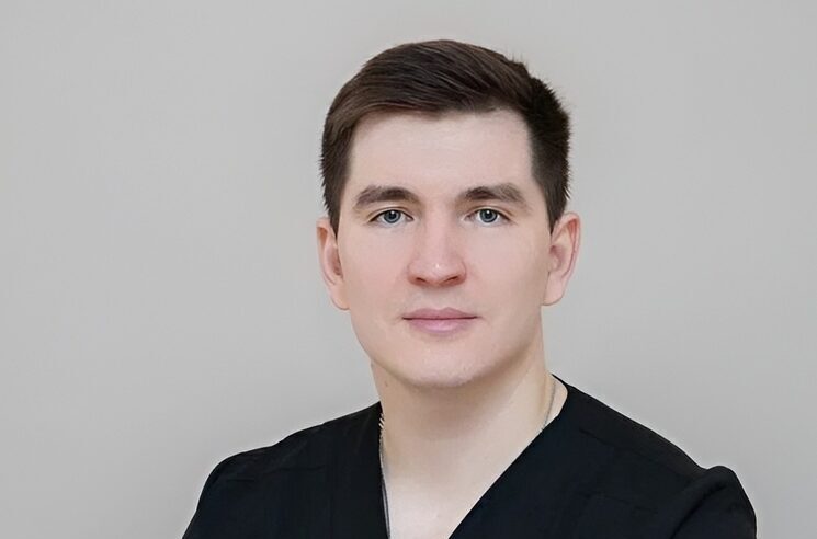 Детский травматолог напомнил родителям, как уберечь детей от травм в гололёд