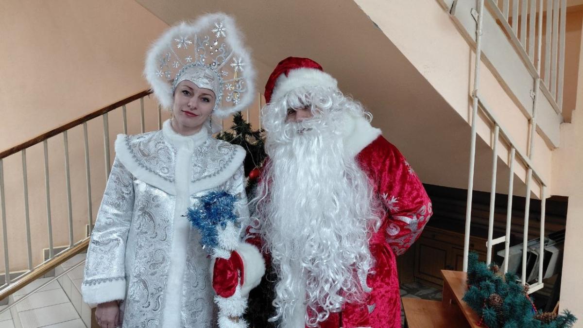 Рождественская ярмарка в Чебоксарах объединила около 300 горожан