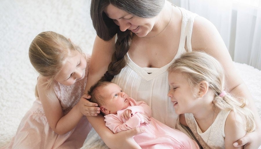 Больше детей – больше пенсия: в Чувашии стартовал перерасчет выплат многодетным матерям